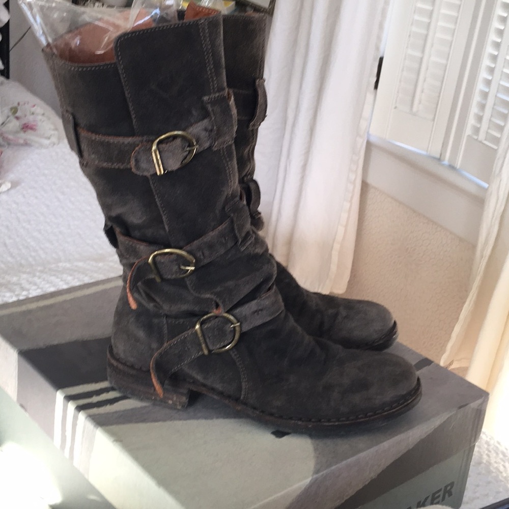 Women’s suede multi buckle boots